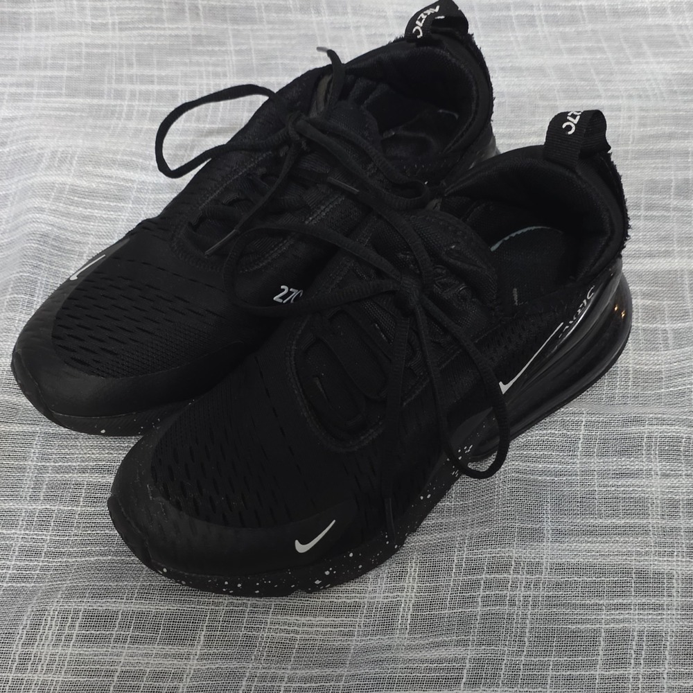 Nike Air Max 270 AH8050-202 Black White Low Top Sneaker Men's